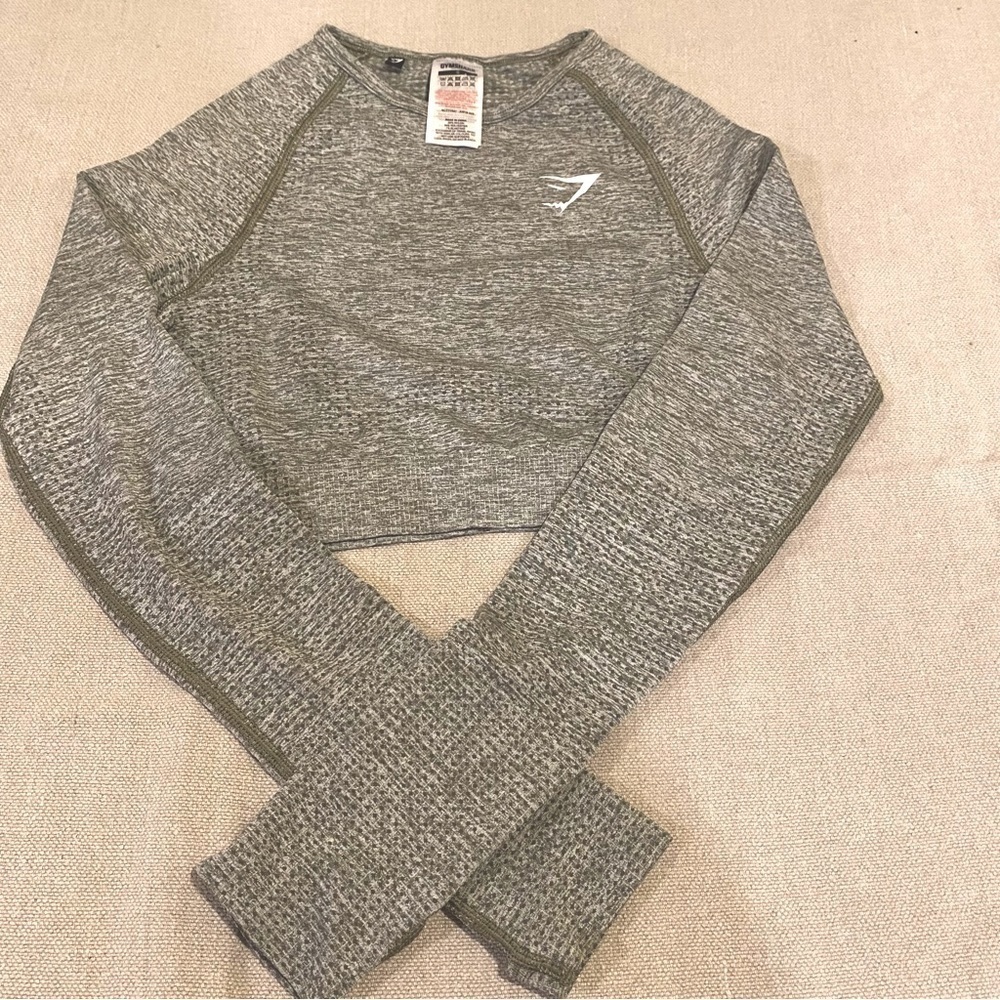 Gymshark Contrast Long Sleeves Crop Top